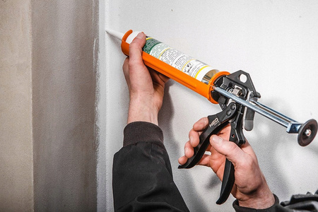 NEO PISTOLET DO SILIKONU WYCISKACZ KARTUSZY 240mm 61-004