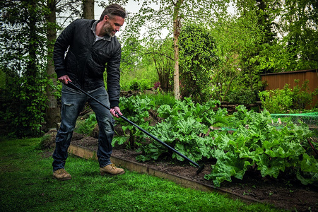 Grabie ogrodnicze Solid metalowe 1016036 Fiskars