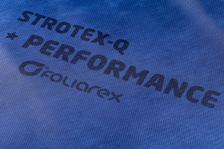 Mebrana dachowa Strotex Q Performance 220g 4W 75m2