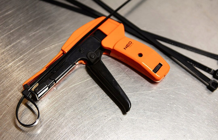 NEO PISTOLET DO OPASEK ZACISKOWYCH 01-615