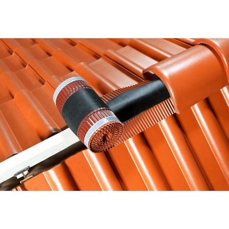 Taśma kalenicowa pod gąsior Parotec vRoll 390mm x 5m brąz